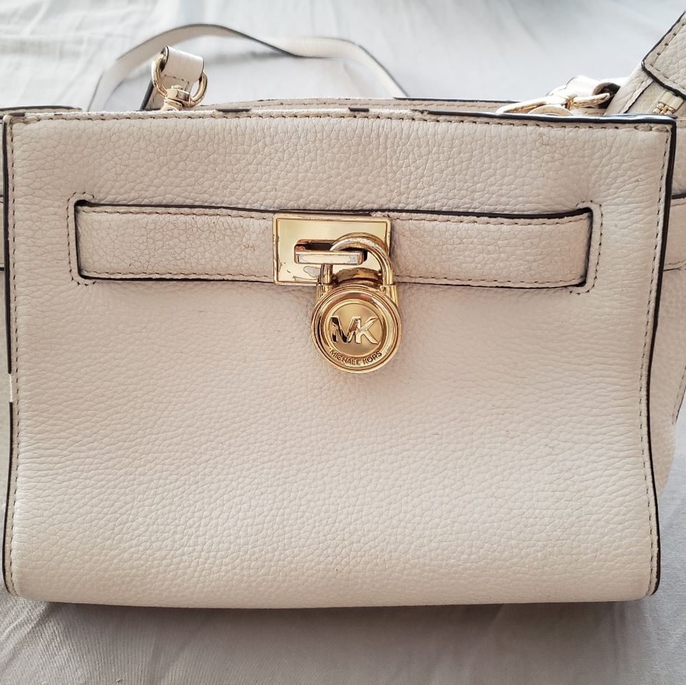 Michael Kors Crossbody Bag